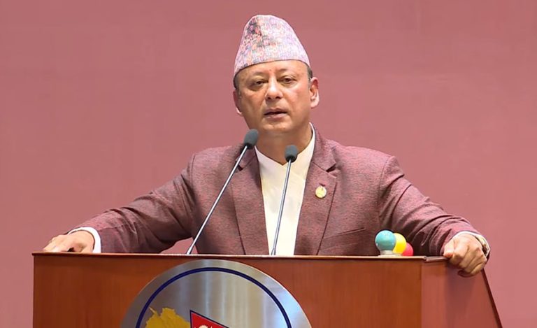 साँझको समयमा लोडसेडिङ हुने अवस्था छ, कुलमान नायक होइनन् : ऊर्जामन्त्री