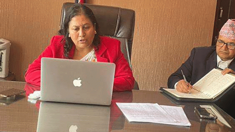 एसईईलाई मर्यादित बनाउन शिक्षामन्त्री भट्टराईको निर्देशन