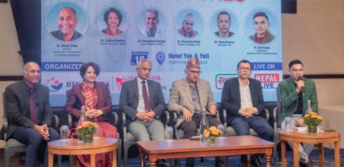 स्वास्थ्य बीमाको प्रणाली परिवर्तन गर्नुपर्नेमा विज्ञहरूको जोड