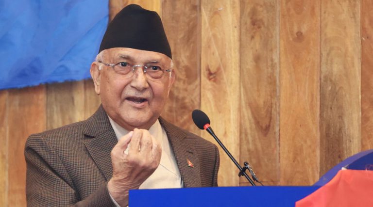 कुलमानबारे प्रधानमन्त्रीको अडान— छाती पिटी–पिटी रुँदैमा संसद्‌मा जवाफ दिन्नँ