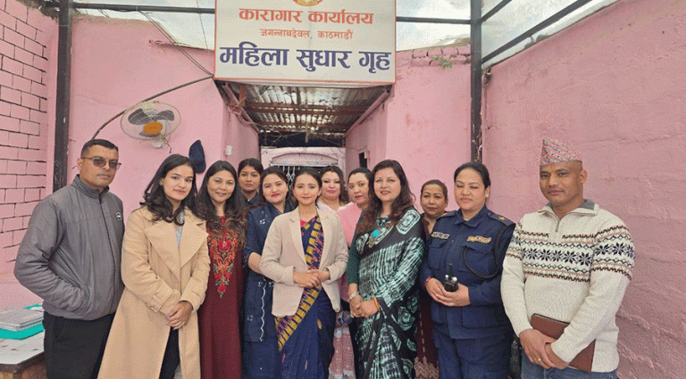 श्रमिक महिला दिवसमा रास्वपा नेता पुगे महिला सुधार गृह