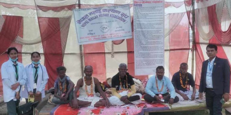 तीन बुँदे सहमतिसँगै मलाह समुदायका अगुवाले तोडे अनशन