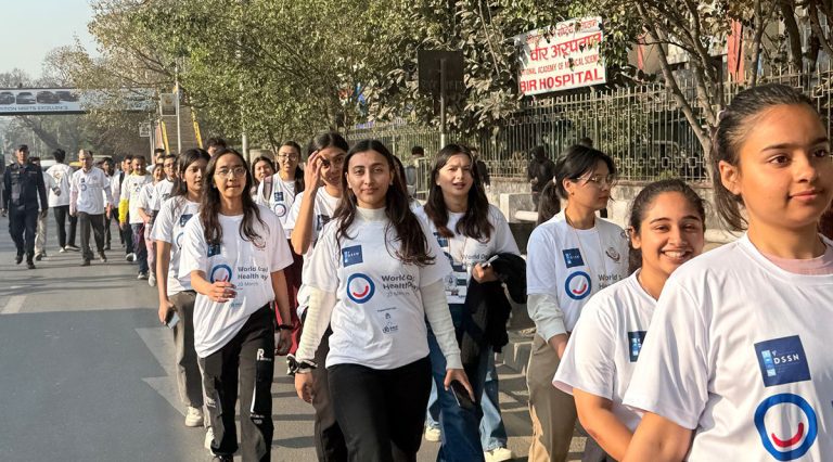 विश्व मुख स्वास्थ्य दिवसका अवसरमा सचेतनामूलक र्‍याली र जाँच शिविर