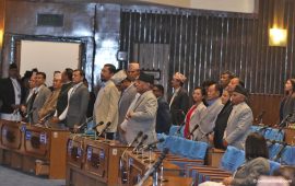 विपक्षी दलहरूले गरे संसद्को दोस्रो बैठक पनि अवरुद्ध