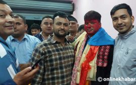 प्रचण्डको तस्वीर जलाउने राप्रपा नेता रिहा