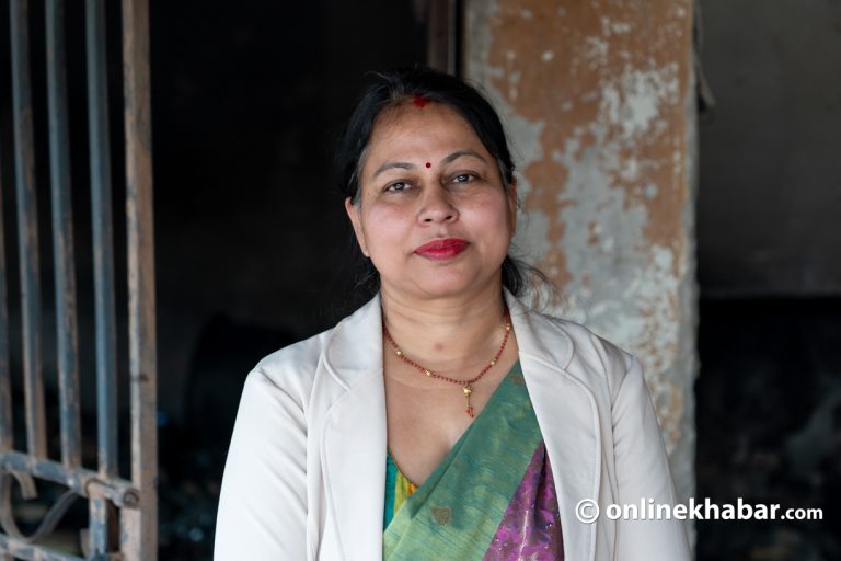 टेलिकमकी निलम्बित एमडी पहाडीको विशेष अदालतमा बयान हुँदै