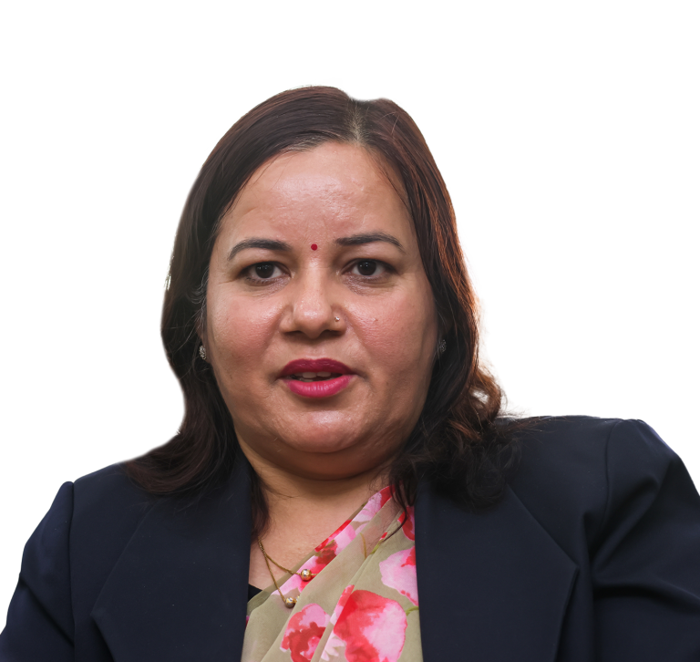 चुनौतीसँग खेल्ने कान्छी सचिव