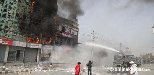 राजावादी नेता घरै बसे, दुर्गा प्रसाईंले तीनकुनेमा भाँडभैलो मच्चाए