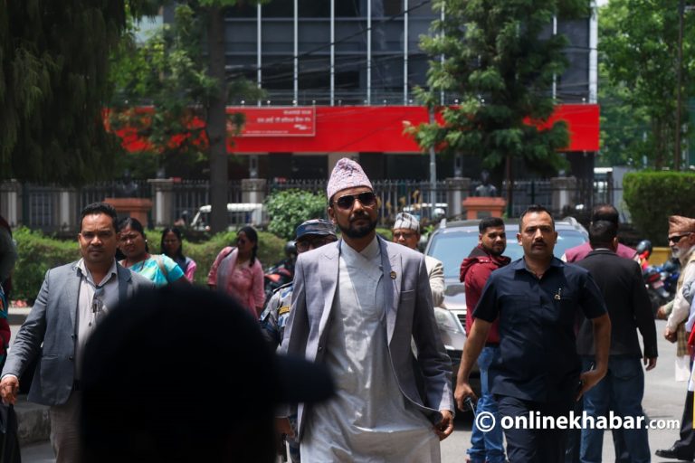 सरकारबाट बाहिरिँदै नाउपा