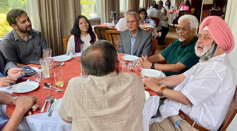 दिल्लीमा भेटघाटमा सक्रिय बाबुराम, भेटे ४ पूर्वराजदूत