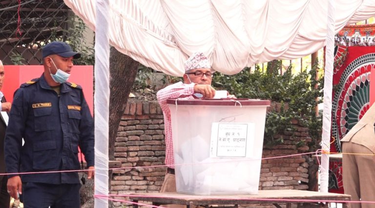 बारको निर्वाचनमा मतदान सकियो*