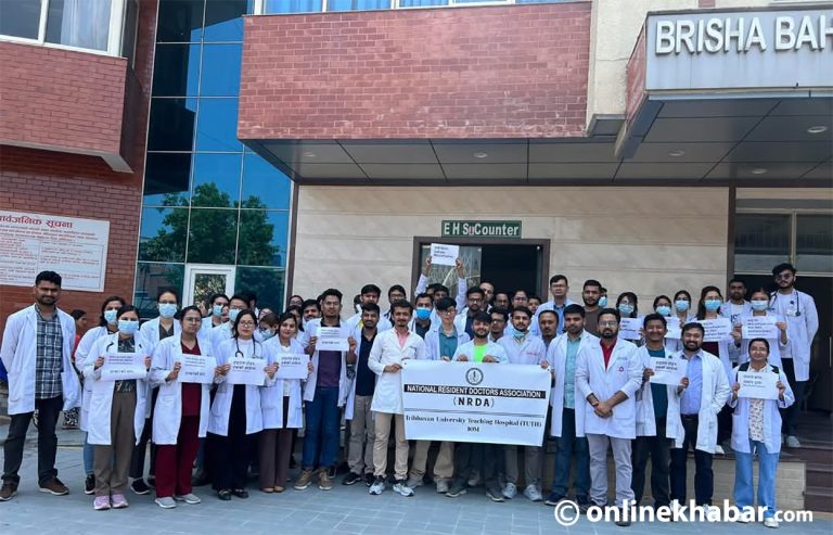 सरकारी अस्पतालमा ओपीडी सेवा ठप्प, बिरामी अलपत्र