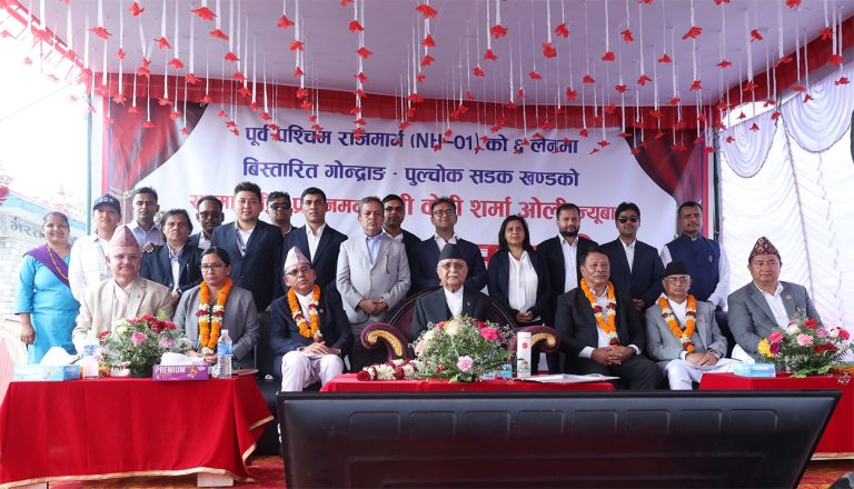 ६ किमी सडक बनाउन ६ वर्ष, ६ भीआईपीको जस लिने होड
