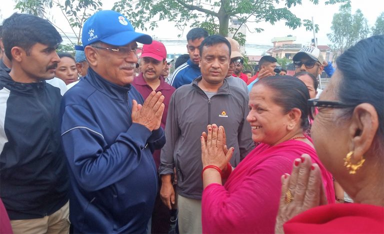 पूर्वप्रधानमन्त्री प्रचण्ड भैरहवामा