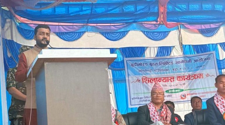 घर–घरमा स्वच्छ खानेपानी पुर्‍याउनु सरकारको प्रमुख लक्ष्य : मन्त्री यादव