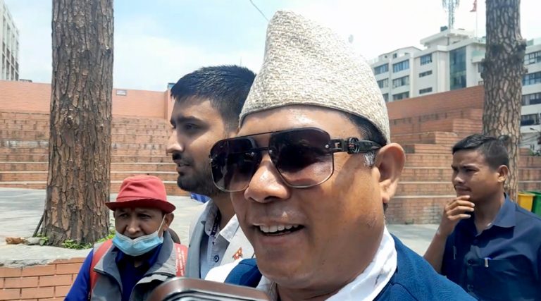 राष्ट्रपतिको निर्णय नउल्टिँदासम्म रेशम कारागार जानु पर्दैन