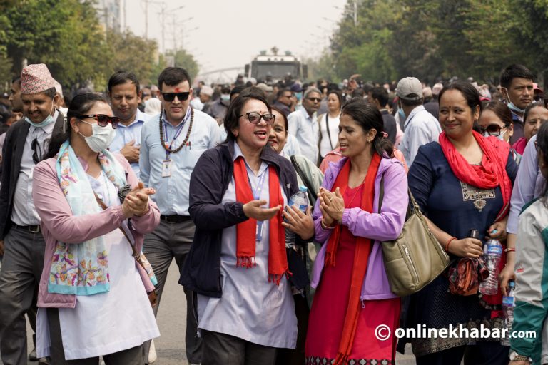 कार्यवाहक प्रधानमन्त्रीले बोलाएको वार्तामा गएन शिक्षक महासंघ
