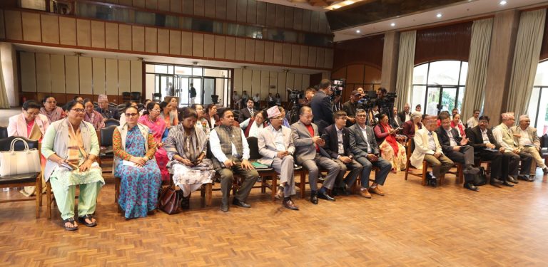 एमालेले बालुवाटारमा बोलायो संसदीय दलको बैठक