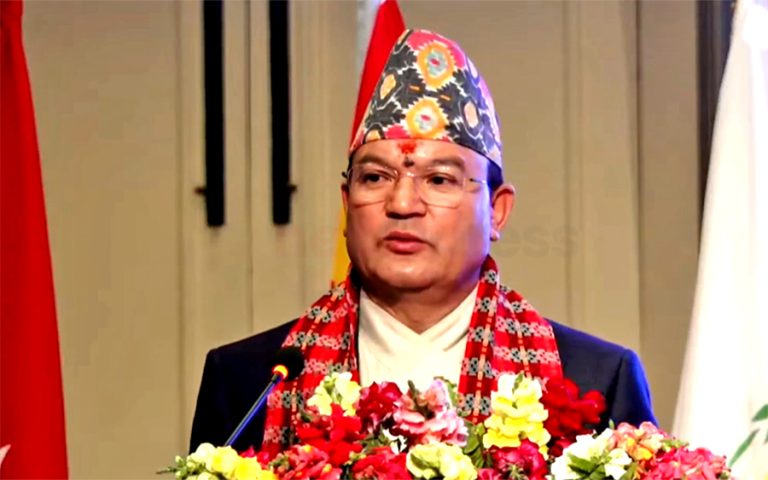 जटिल भू-बनोटले आगलागी नियन्त्रणमा कठिनाइ भयो : मन्त्री शाही