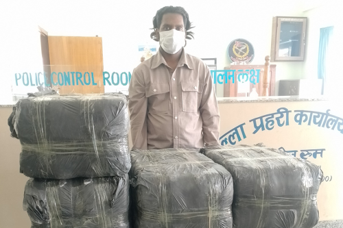 ३ सय किलो गाँजासहित कार चालक पक्राउ