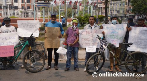 वायु प्रदूषण रोक्न खबरदारी (तस्वीरहरू)