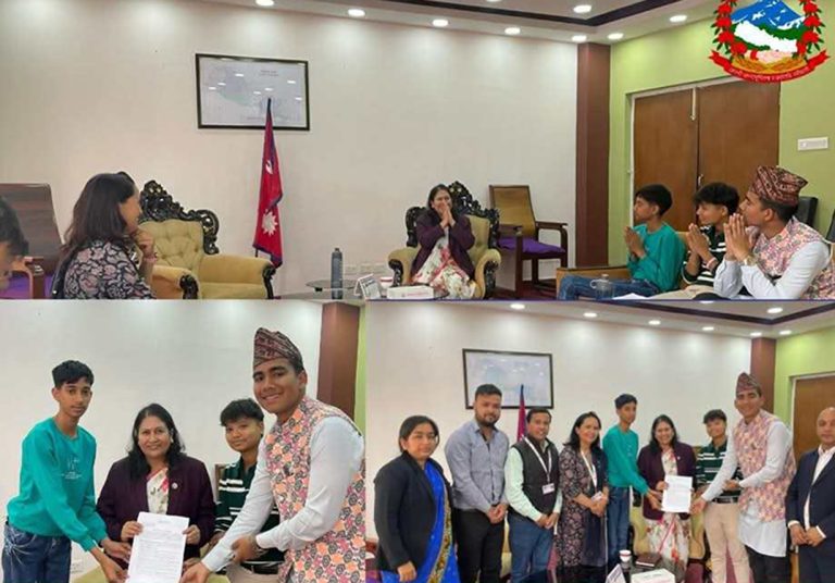 मधेश र कर्णालीका बालबालिकाले दिए शिक्षा विधेयकबारे मन्त्रीलाई सुझाव