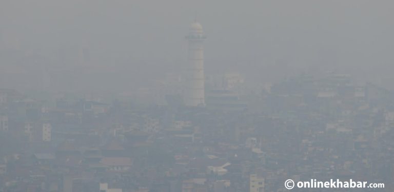 काठमाडौं उपत्यकाको वायु प्रदूषण खतरनाक (तस्वीरहरू)
