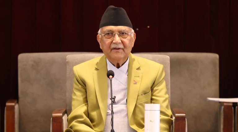 देउवाले सरकार ढल्दैन भनेपछि विपक्षीहरू पुर्पुरोमा हात लगाएर थचक्कै ढले : प्रधानमन्त्री