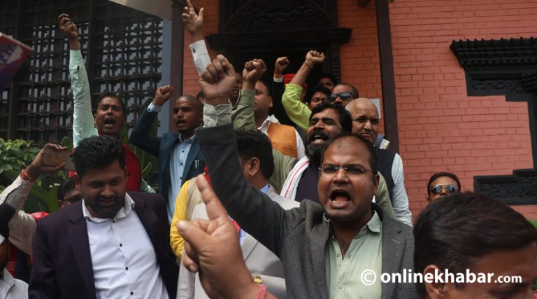 जनमत र नाउपाबीचको एकता घोषणा सभा स्थगित