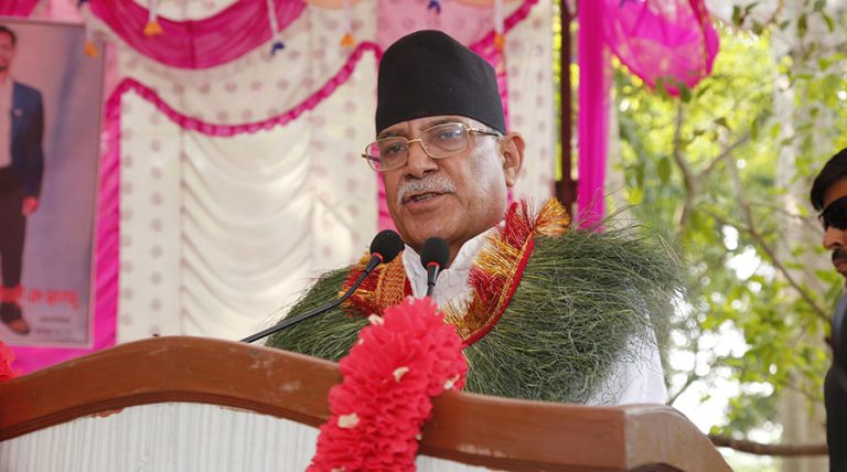 बिग्रिँदै गएको पार्टीलाई सच्याउन दिनरात खटिरहेको छु : प्रचण्ड