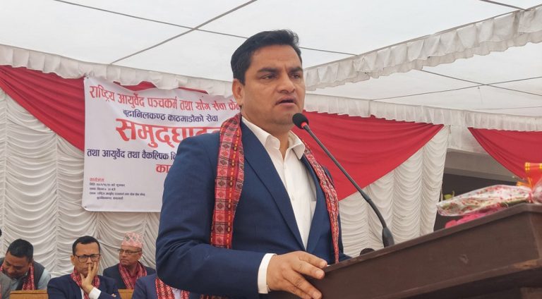 नागरिक आरोग्य सेवा ७५३ वटै पालिकामा बिस्तार गर्ने योजनामा छौँ : स्वास्थ्य मन्त्री पौडेल