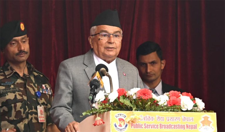 संविधानले दिएको अधिकार प्रयोग गर्दा लोकतान्त्रिक संस्कार बिर्सनु हुँदैन : राष्ट्रपति पौडेल