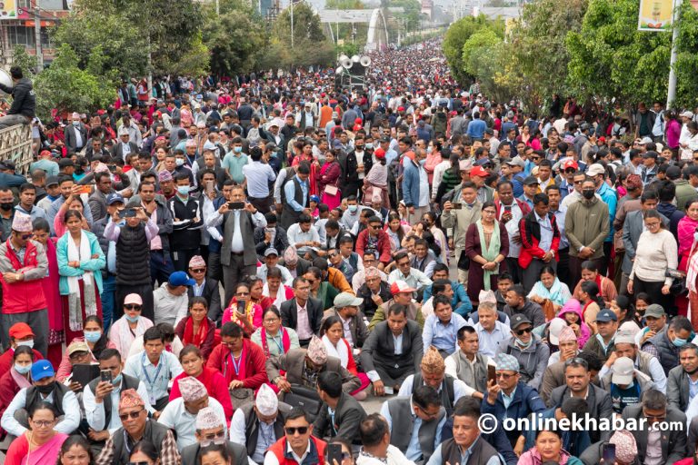 शिक्षामा भरोसा पुनर्स्थापनाको सङ्घर्ष : शिक्षक आन्दोलन 