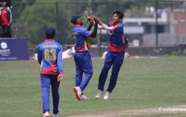 युवराजको ५ विकेटमा ओमान ११७ रनमा अलआउट