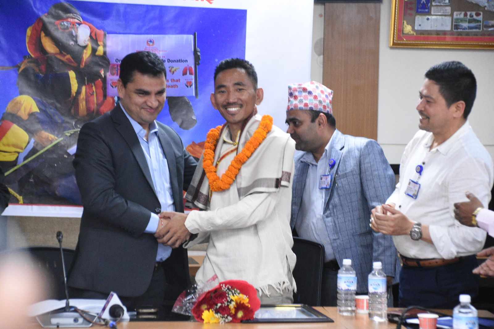 स्वास्थ्य मन्त्रालयले कीर्तिमानी आरोही पेम्बालाई प्रत्यारोपण प्रवर्द्धन दूत नियुक्त गर्ने