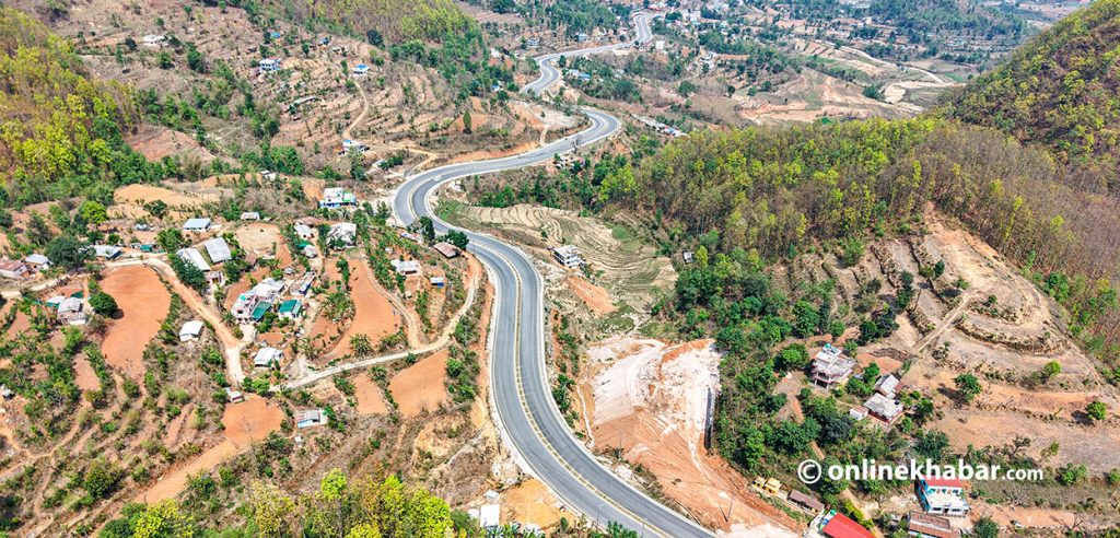 मुग्लिन-पोखरा सडक विस्तार : पूर्वी खण्डमा ३ किलोमिटर कालोपत्रे बाँकी