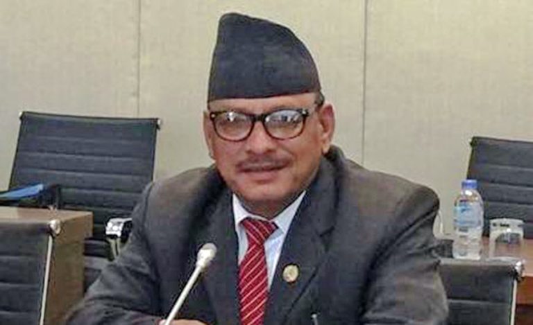 शिक्षकको आन्दोलन रोकिन्छ भनेर मैले पनि सहमतिमा हस्ताक्षर गरेँ : संसदीय समिति सभापति थापा