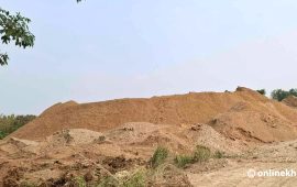 नगरपालिकाले ठेक्का लगाएका खोलामा ठेकेदार र क्रसर माफियाको रजगज