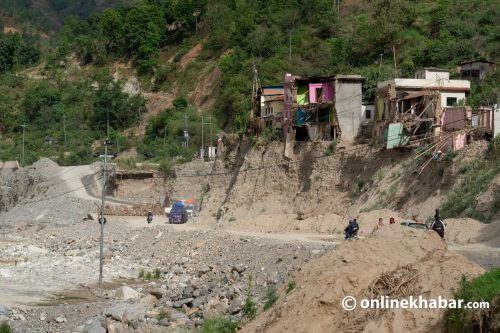 बीपी राजमार्गमा १५ दिनसम्म राति यात्रुवाहक सवारी चलाउन रोक