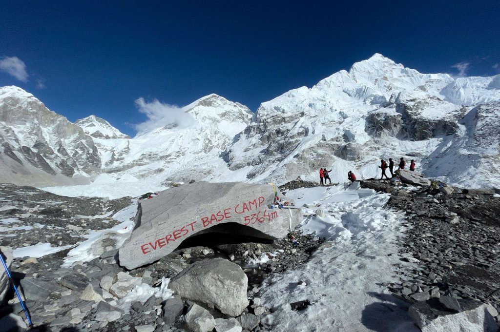 बुधबारसम्म ७ सय आरोहीले लिए हिमाल आरोहण अनुमति