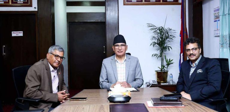 गभर्नर सिफारिस समितिको बैठक सुरु