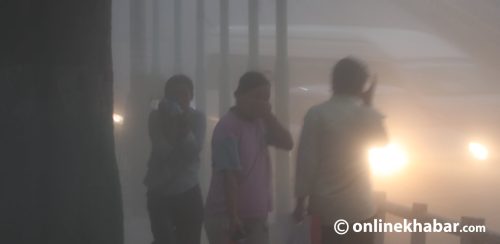 काठमाडौंमा तीव्र गतिको हावाहुरी, जनजीवन प्रभावित