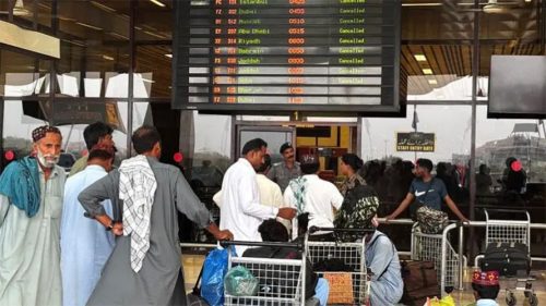 बढ्दो तनावबीच भारत र पाकिस्तानमा ५५० उडान रद्द