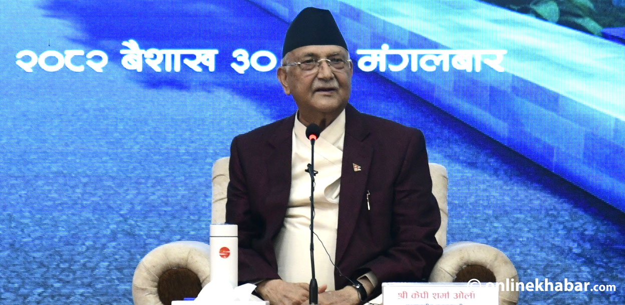 कलाकारलाई प्रधानमन्त्रीको प्रश्न- जनकपुरको रेल किन नदेखेको ?