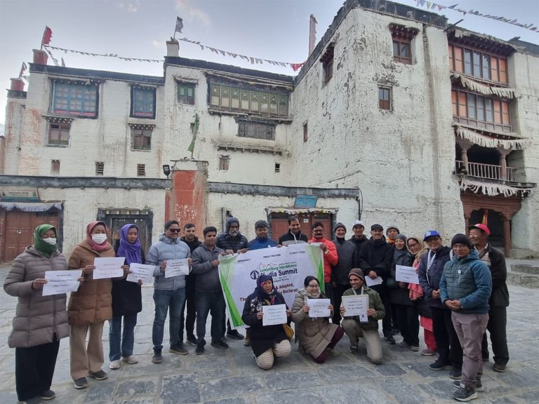 २० बुँदे घोषणापत्र जारी गर्दै सकियो लोमान्थाङ अन्तर्राष्ट्रिय मिडिया समिट