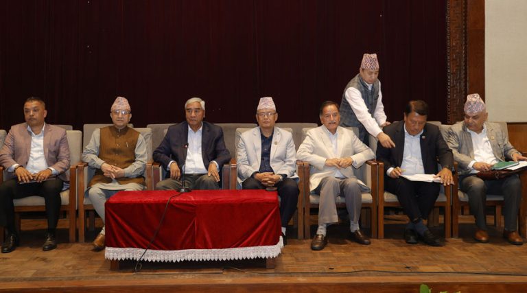 कांग्रेस बैठकमा प्रश्न- नियुक्तिमा एमालेकरण भएन र ?
