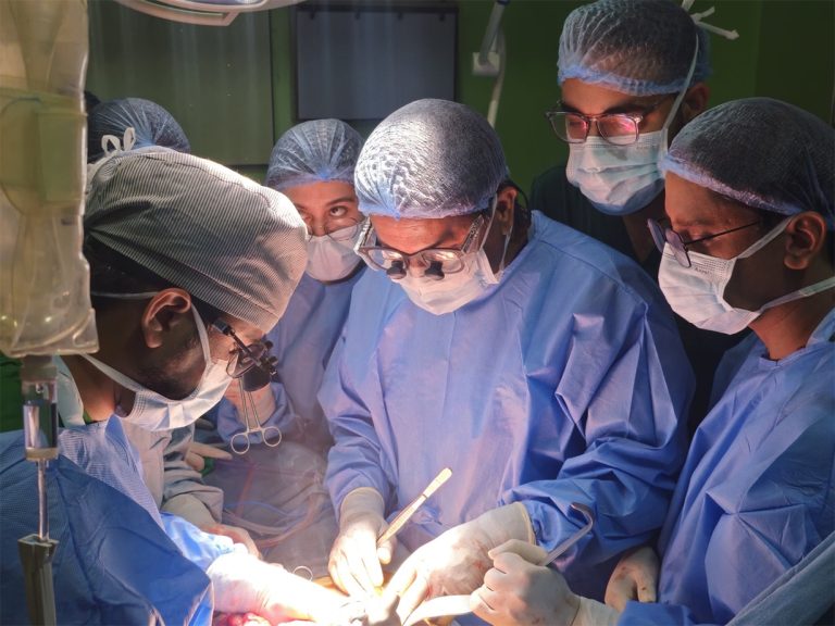 नेपालमा पहिलोपटक मस्तिष्कमृत व्यक्तिबाट प्राप्त मिर्गौला र कलेजो एकै व्यक्तिमा प्रत्यारोपण
