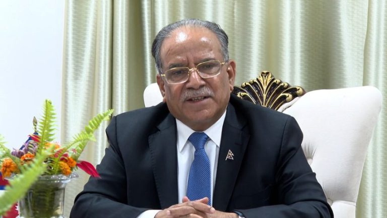 गणतन्त्र आउनुमा श्रमिकको योगदान छ : प्रचण्ड