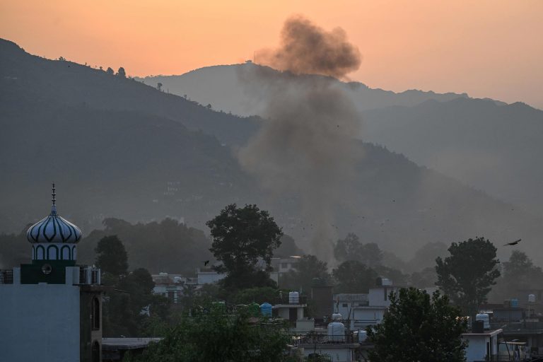 तस्वीरमा हेर्नुस् भारतको हवाई आक्रमणपछिको स्थिति