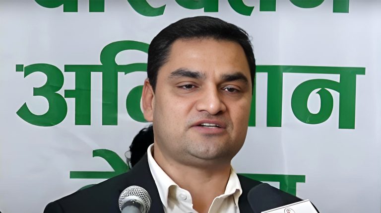 विद्यार्थी संगठनहरु साझा मुद्दा बनाएर सँगसँगै अगाडि बढ्नुपर्छ : मन्त्री पौडेल